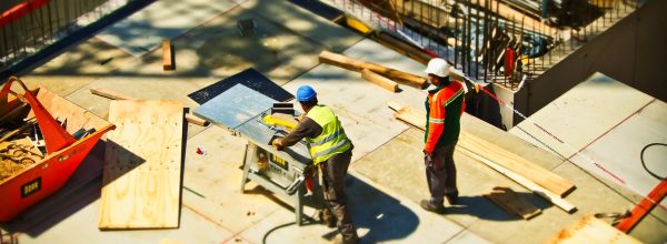 Acord între Guvernul României şi Federaţia Patronatelor Societăţilor din Construcţii